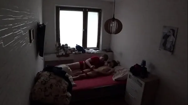 Zobrazit nové filmy (Finally caught my crypto-gay colleagues on a set up camera while sleepover in my place)