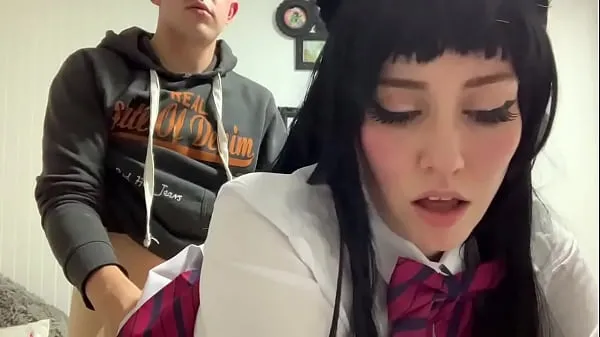 Prikaži My girlfriend cosplaying Komi-san loves to be fuck novih filmov