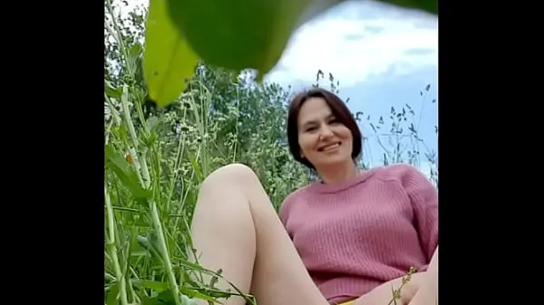 Show Naked horny MILF in a chamomile field masturbates, pisses and wards off a wasp / Angela-MILF new Movies